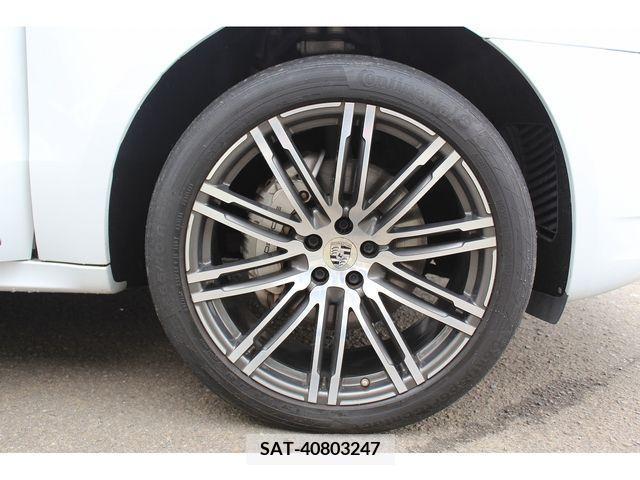 Porsche MACAN 2015-08 375656-9