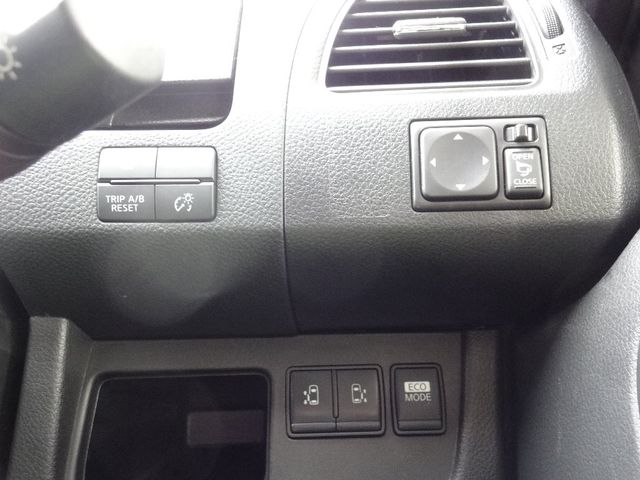 Nissan SERENA 2013-11 1420-19