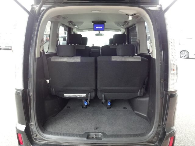 Nissan SERENA 2013-11 1420-6