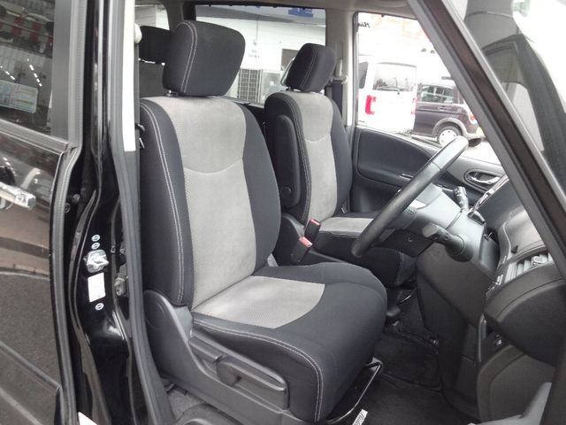 Nissan SERENA 2013-11 1420-3