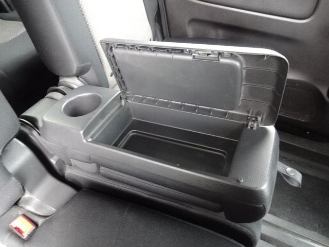 Nissan SERENA 2013-11 1420-10