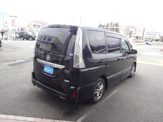 Nissan SERENA 2013-11 1420-1
