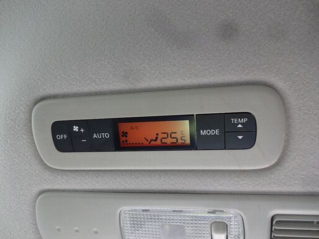 Nissan SERENA 2013-11 1420-11