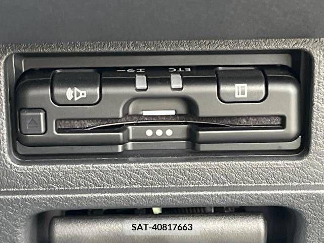 Nissan AURA 2023-07 356686-6