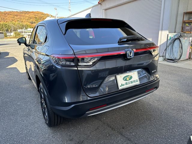 Honda VEZEL 2023-11 27638-2
