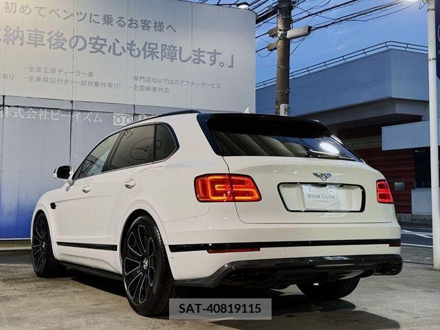 Bentley BENTAYGA 2020-02 262978-6