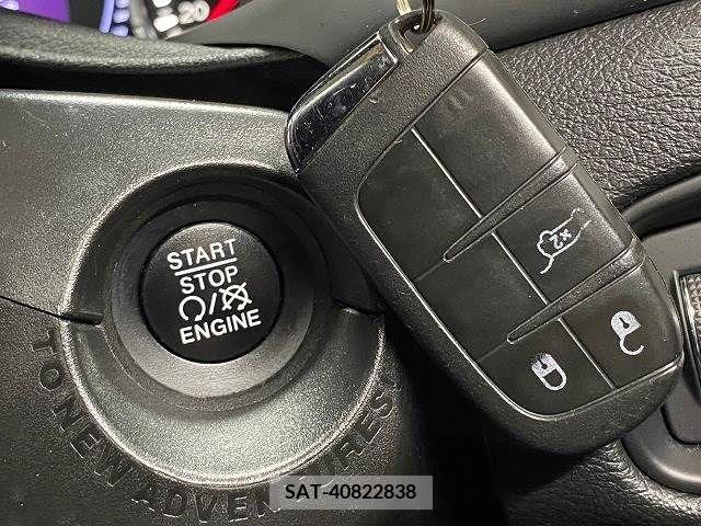 Jeep RENEGADE 2019-06 331780-15
