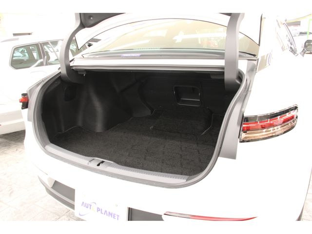 Toyota CROWN 2023-04 16623-27