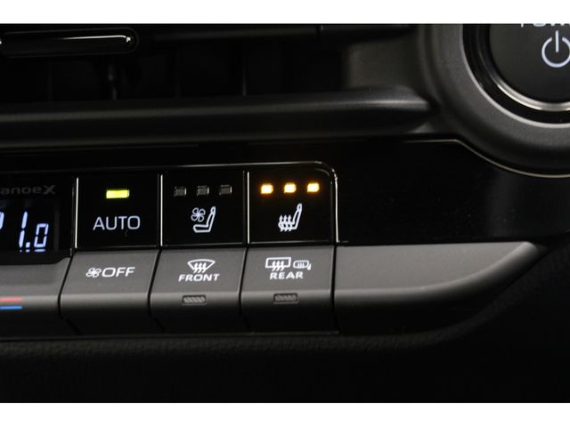 Toyota CROWN 2023-04 16623-8
