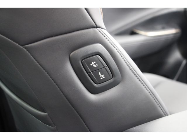 Toyota CROWN 2023-04 16623-10