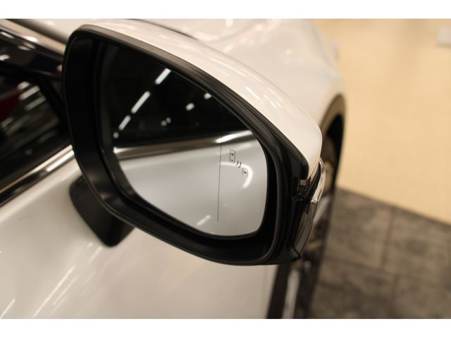 Toyota CROWN 2023-04 16623-21