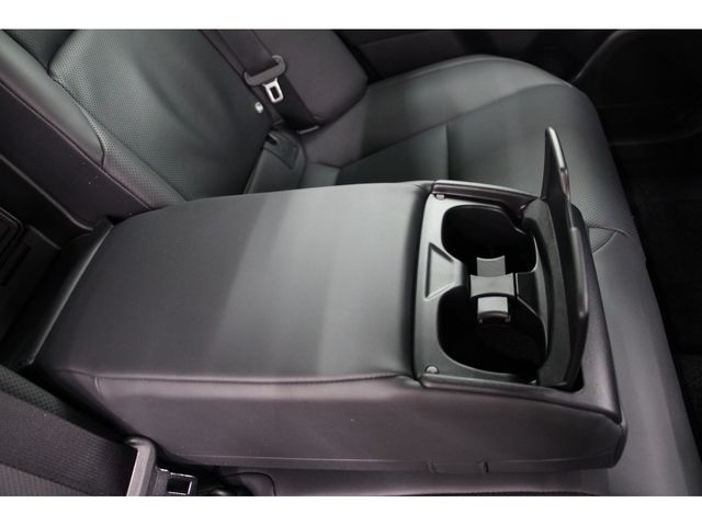 Toyota CROWN 2023-04 16623-15