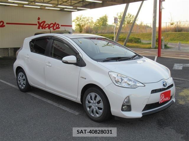 Toyota AQUA 2014-03 231009-2