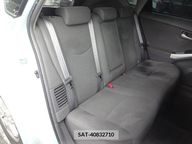 Toyota PRIUS 2010-05 282053-7