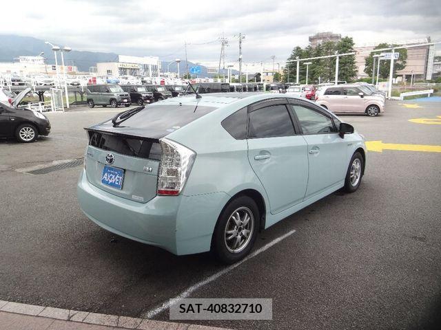 Toyota PRIUS 2010-05 282053-1