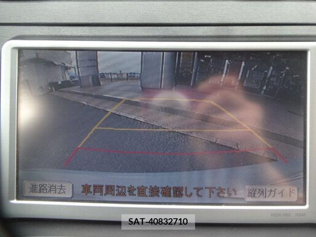 Toyota PRIUS 2010-05 282053-14