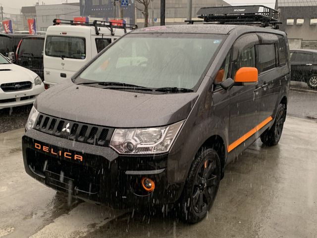 Mitsubishi DELICA D5 2017-08 193259-0