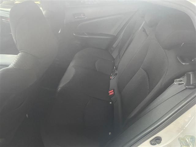 Toyota PRIUS 2021-01 10965-3