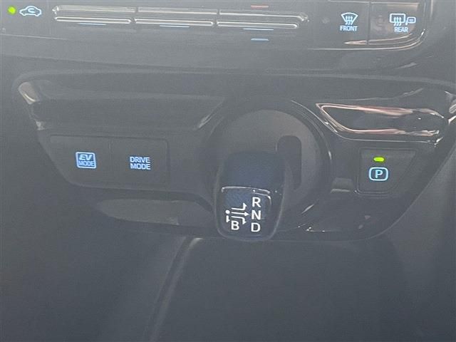 Toyota PRIUS 2021-01 10965-16
