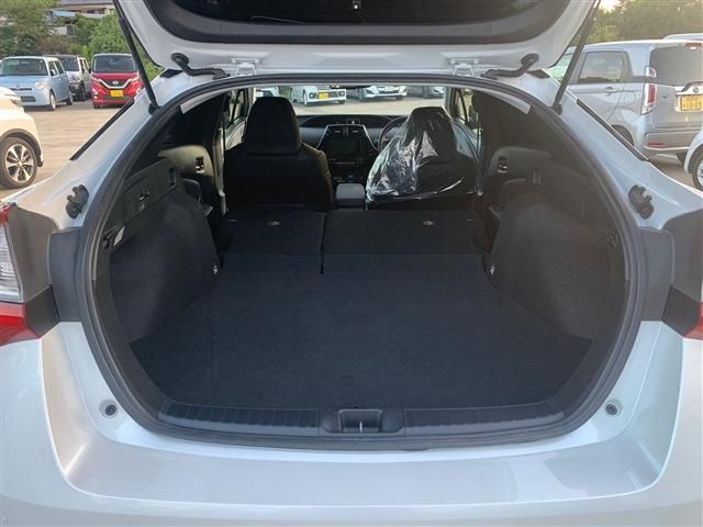 Toyota PRIUS 2021-01 10965-5
