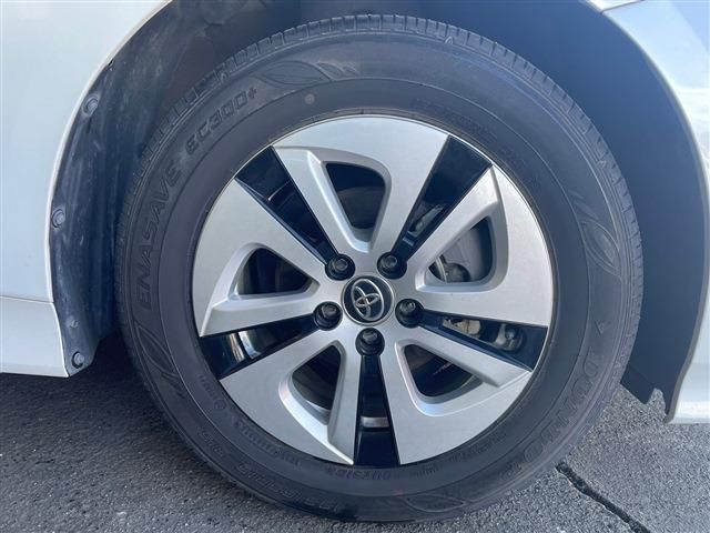 Toyota PRIUS 2021-01 10965-9