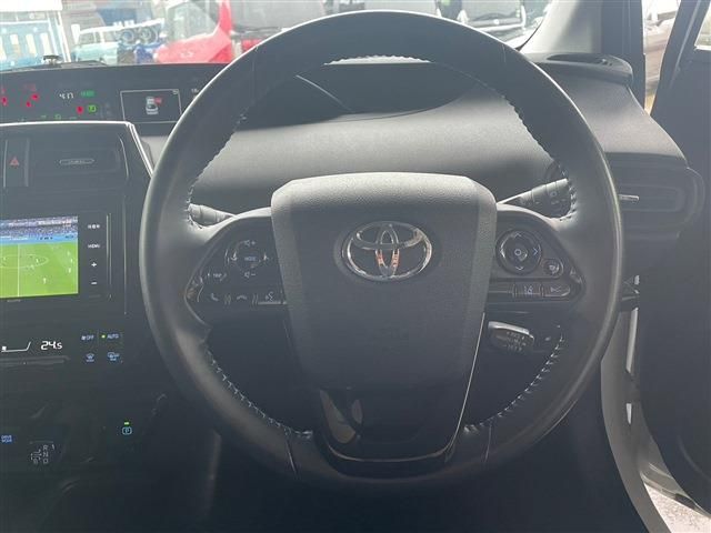 Toyota PRIUS 2021-01 10965-11
