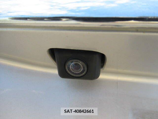 Toyota MARK X 2007-06 208231-23