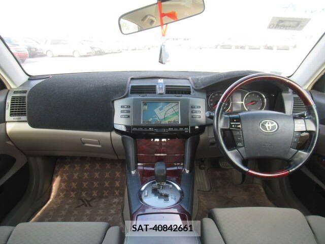 Toyota MARK X 2007-06 208231-8