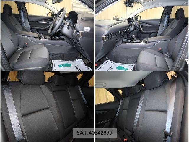Mazda CX-30 2023-11 340090-24