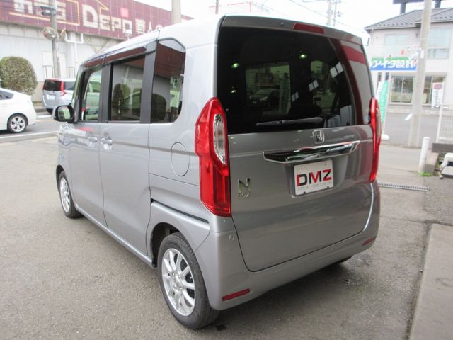 Honda N BOX 2019-04 187705-4