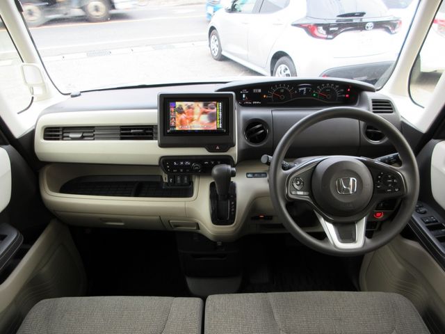 Honda N BOX 2019-04 187705-14
