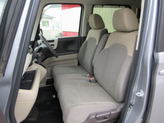 Honda N BOX 2019-04 187705-10