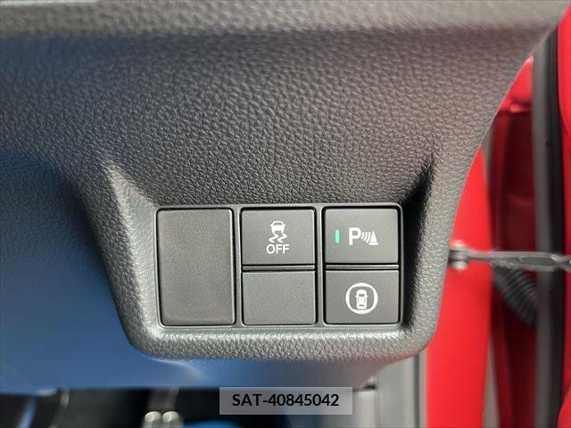 Honda CIVIC 2024-03 332690-28