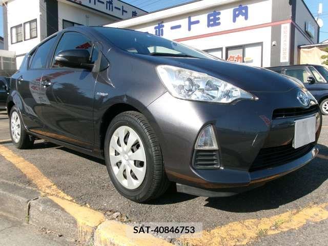 Toyota AQUA 2012-03 327255-2