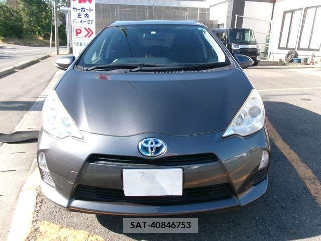 Toyota AQUA 2012-03 327255-1