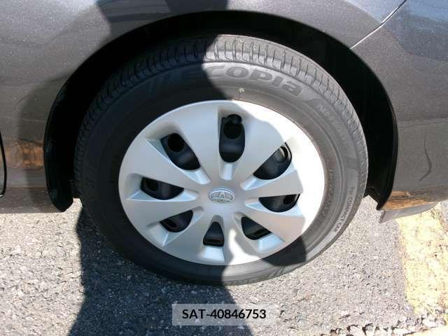 Toyota AQUA 2012-03 327255-16