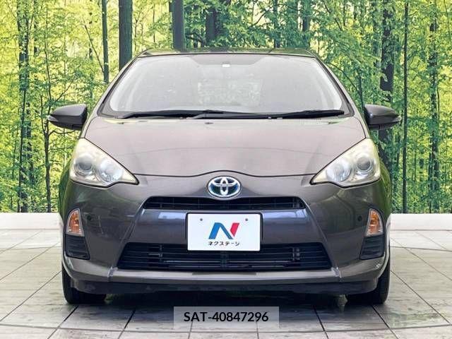 Toyota AQUA 2012-04 260640-14