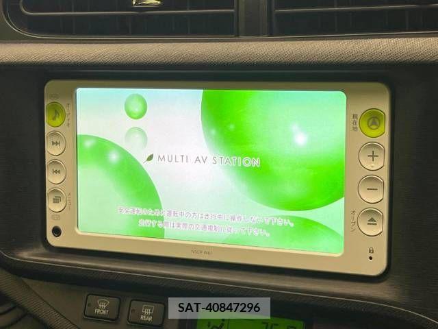 Toyota AQUA 2012-04 260640-2