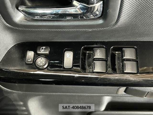 Suzuki SPACIA 2018-12 368657-28