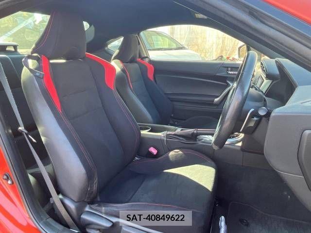 Toyota 86 2013-10 225114-9