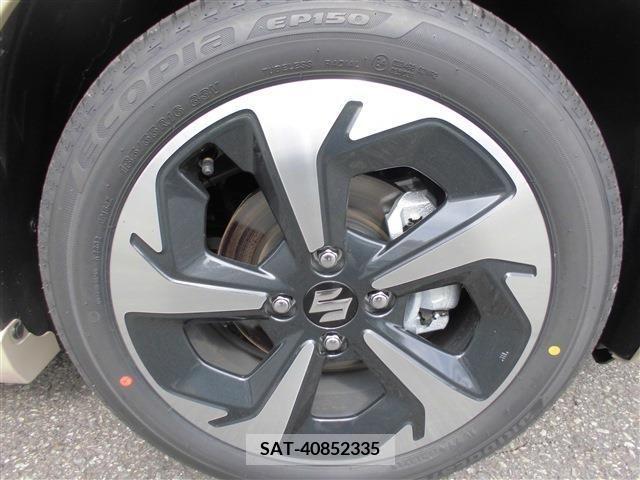 Suzuki SWIFT 2024-06 335803-27