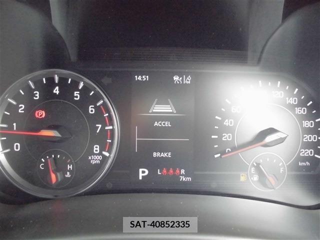 Suzuki SWIFT 2024-06 335803-11