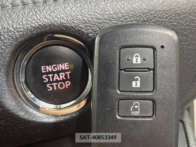 Toyota SIENTA 2018-11 378348-7
