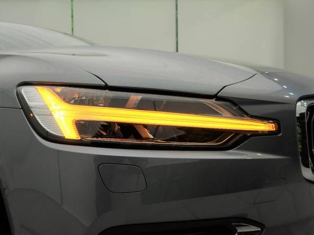Volvo V60 2021-02 941-13