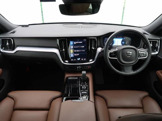 Volvo V60 2021-02 941-1