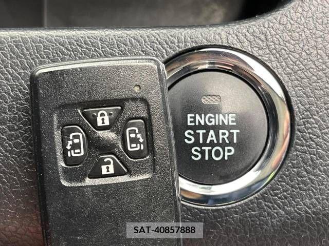 Toyota VOXY 2013-08 338856-6