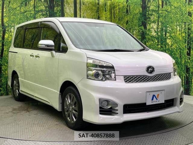 Toyota VOXY 2013-08 338856-17