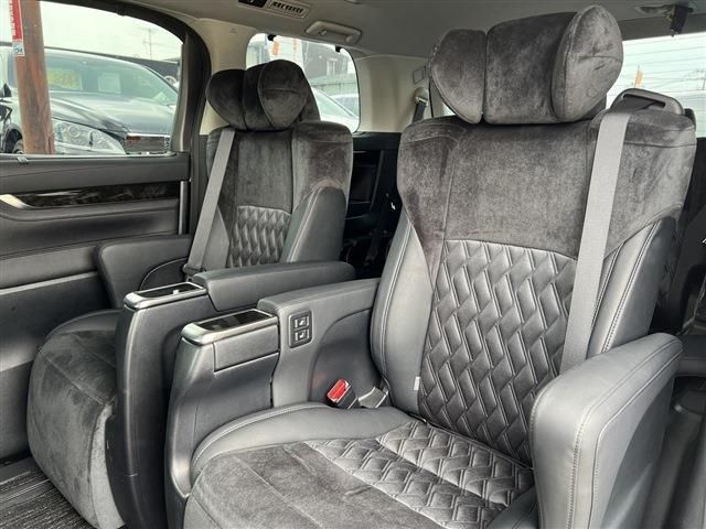 Toyota ALPHARD 2016-03 8260-19