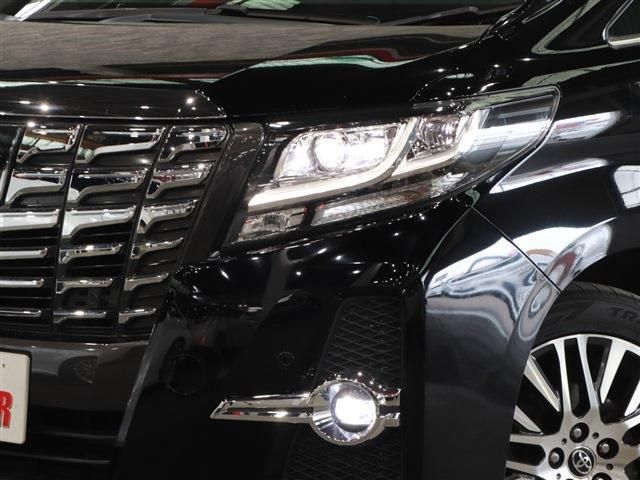 Toyota ALPHARD 2016-03 8260-10