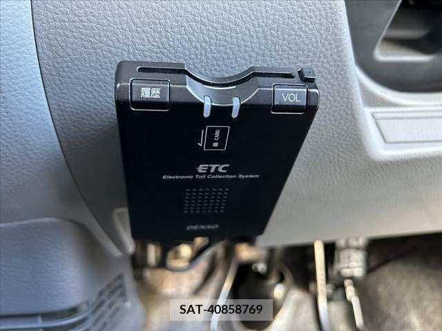 Suzuki WAGON R 2010-11 370881-28